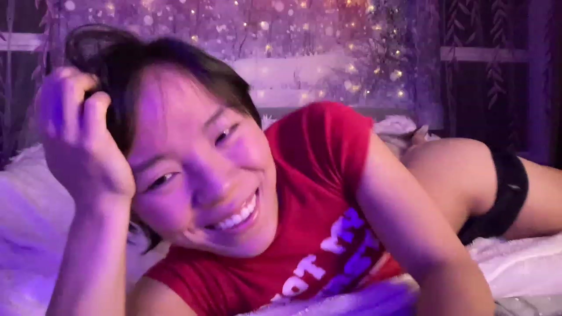 Gallery image thumbnail from Isa_Boop's myfreecams stream on, 11/28/2022, 01:04 image 2 of 20