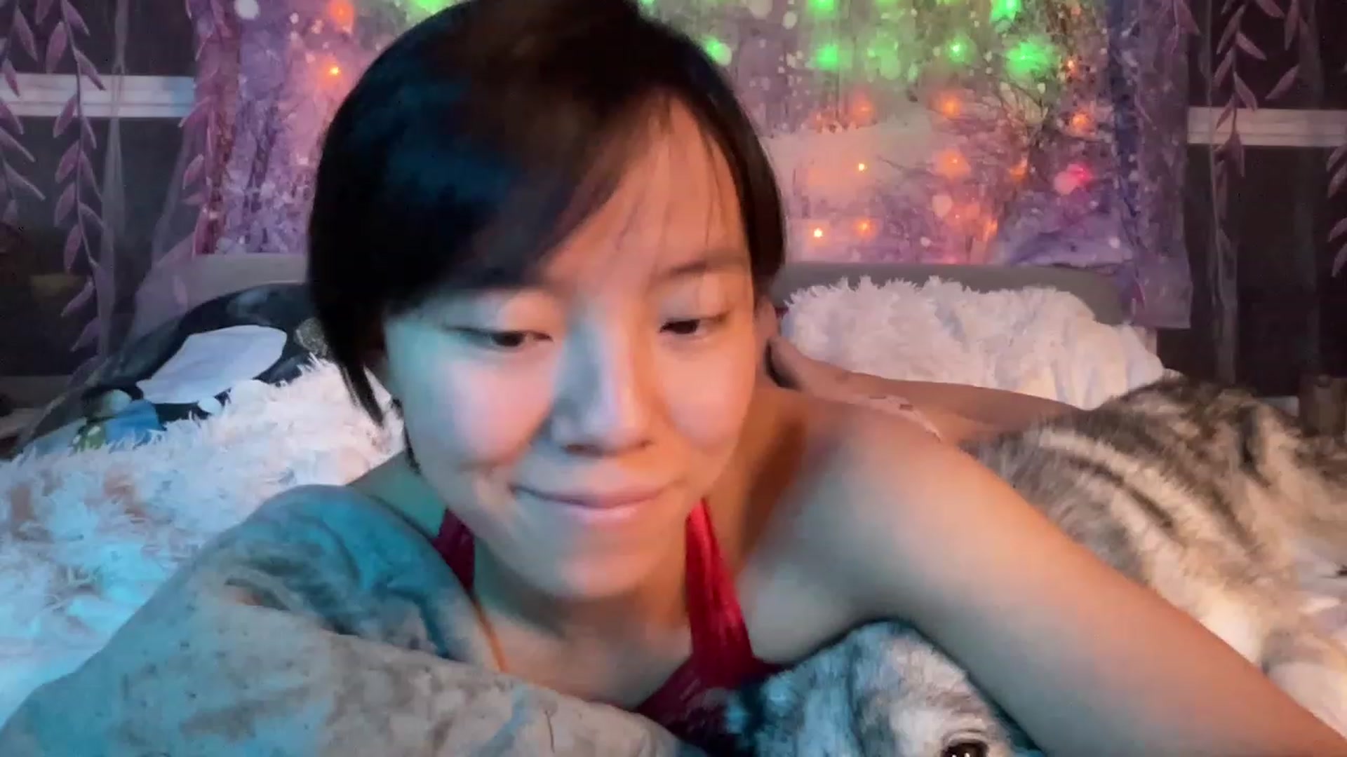 Gallery image thumbnail from Isa_Boop's myfreecams stream on, 11/29/2022, 04:50 image 13 of 20