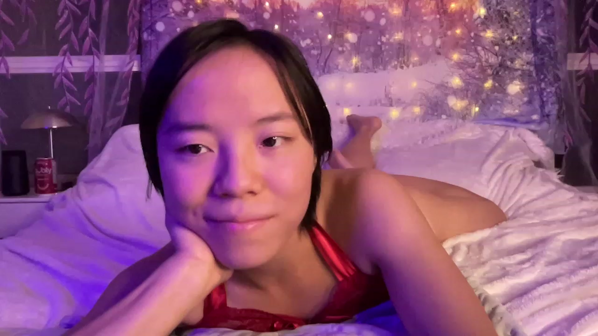 Gallery image thumbnail from Isa_Boop's myfreecams stream on, 12/12/2022, 01:32 image 9 of 20