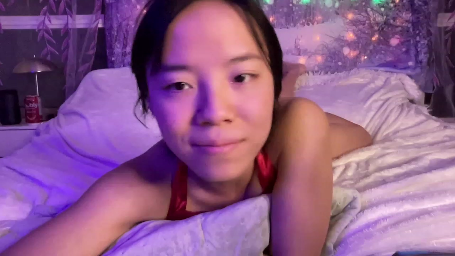 Gallery image thumbnail from Isa_Boop's myfreecams stream on, 12/12/2022, 01:32 image 11 of 20
