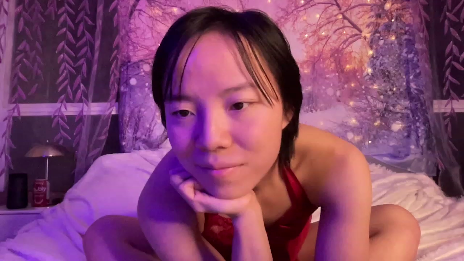 Gallery image thumbnail from Isa_Boop's myfreecams stream on, 12/12/2022, 01:32 image 16 of 20