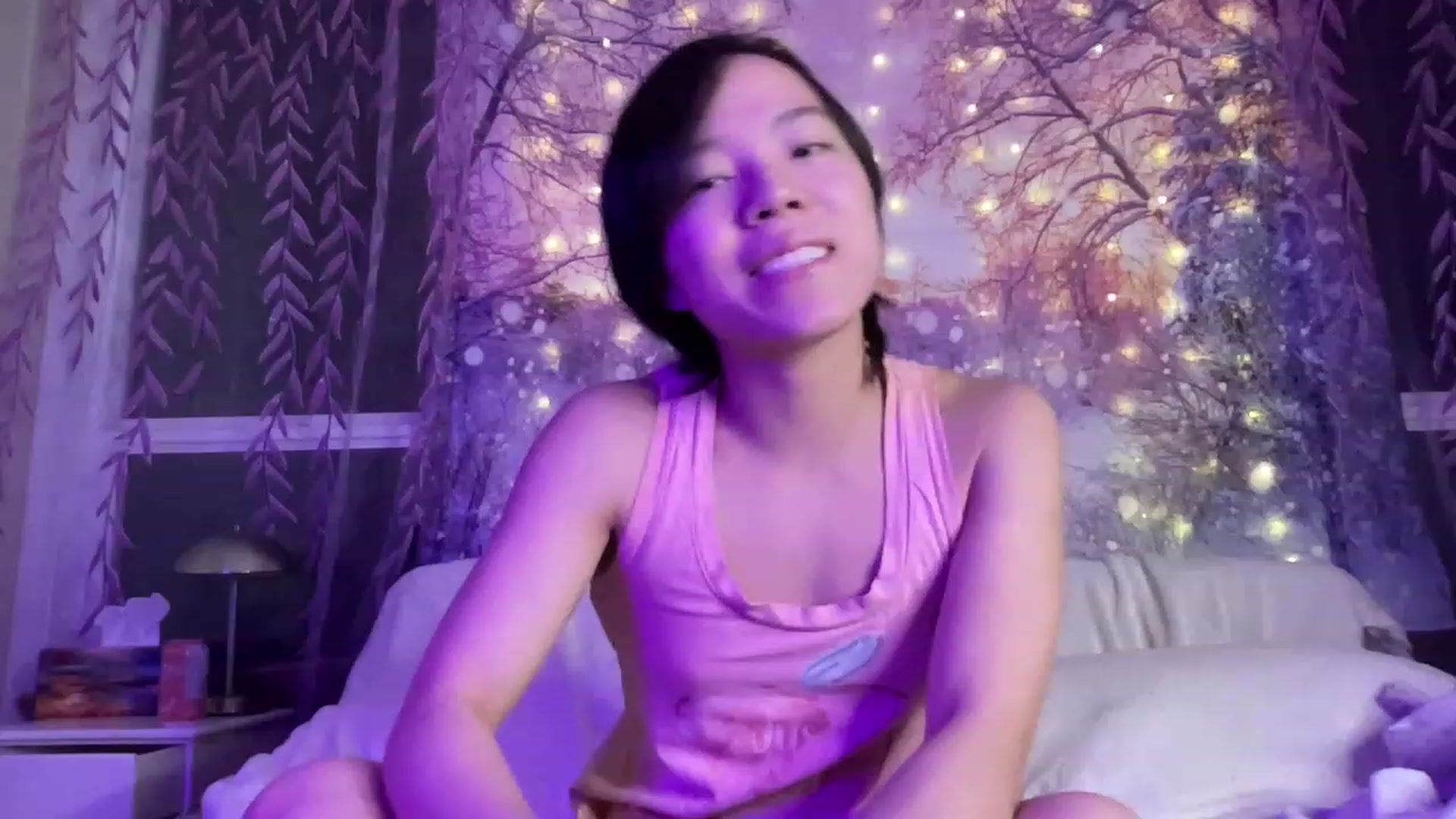 Gallery image thumbnail from Isa_Boop's myfreecams stream on, 01/17/2023, 04:31 image 19 of 20
