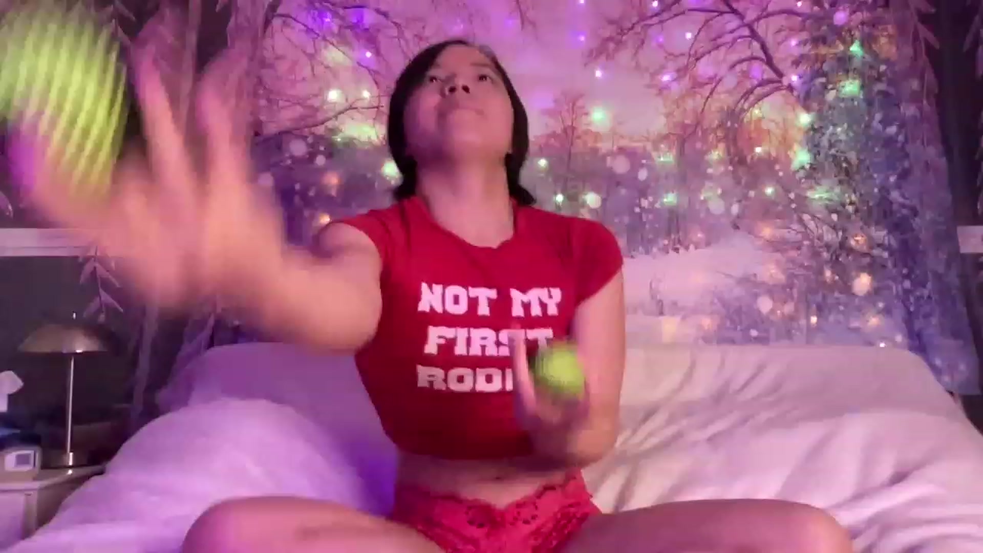 Gallery image thumbnail from Isa_Boop's myfreecams stream on, 01/19/2023, 03:37 image 13 of 20