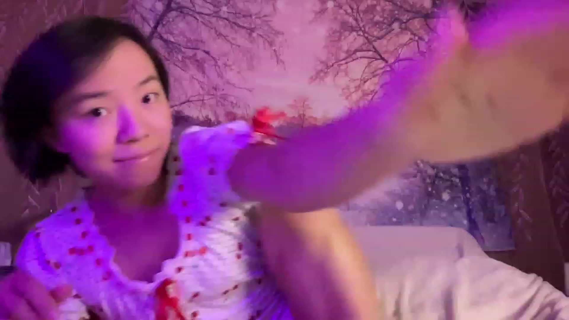 Gallery image thumbnail from Isa_Boop's myfreecams stream on, 01/30/2023, 03:57 image 16 of 20