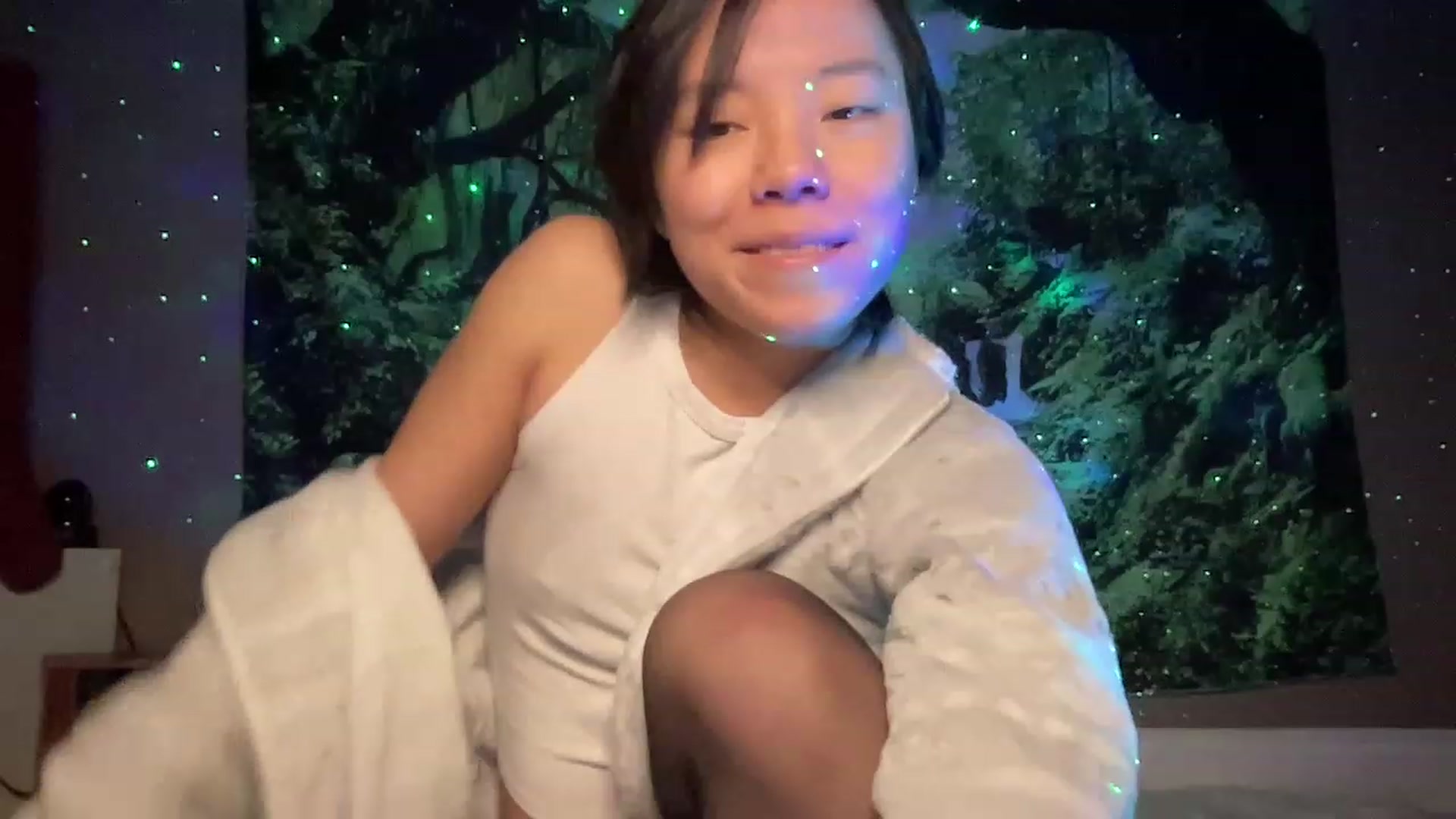 Gallery image thumbnail from Isa_Boop's myfreecams stream on, 02/06/2023, 03:41 image 8 of 20