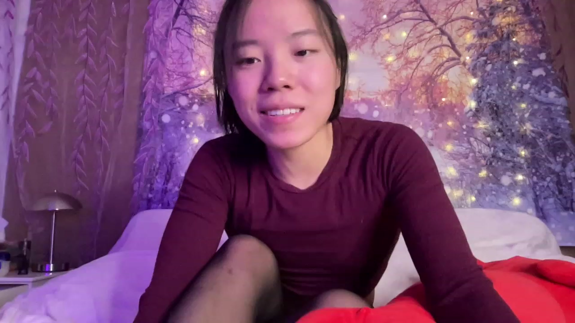 Gallery image thumbnail from Isa_Boop's myfreecams stream on, 02/21/2023, 05:18 image 2 of 20
