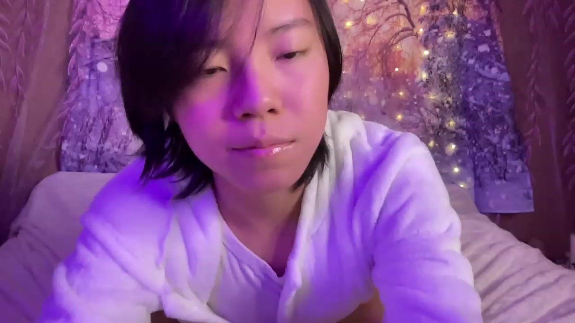 Gallery image thumbnail from Isa_Boop's myfreecams stream on, 02/28/2023, 03:50 image 4 of 20