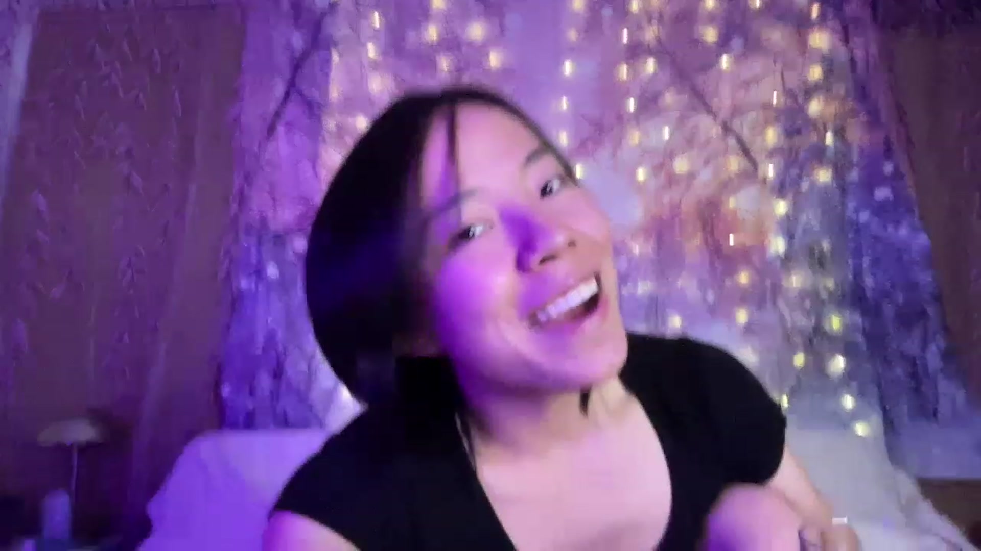 Gallery image thumbnail from Isa_Boop's myfreecams stream on, 03/04/2023, 03:37 image 8 of 20