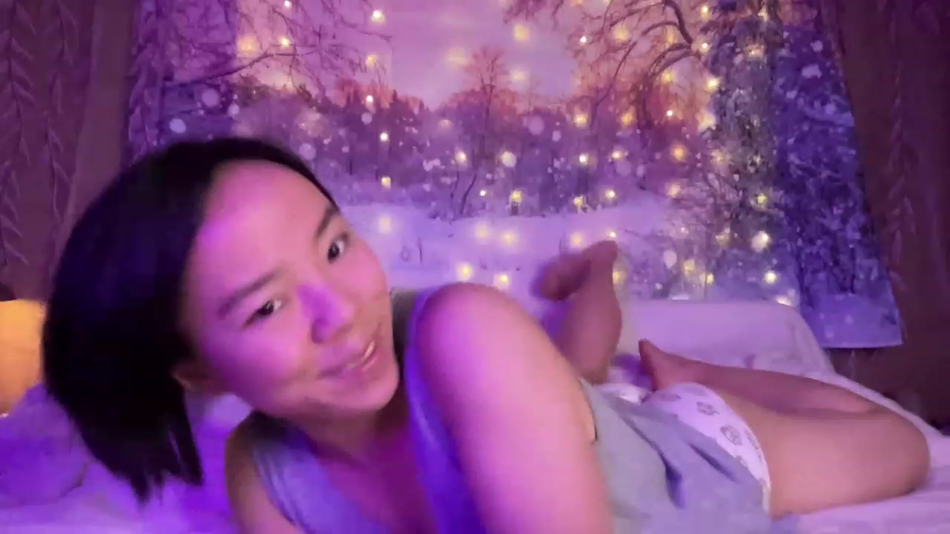 Gallery image thumbnail from Isa_Boop's myfreecams stream on, 03/05/2023, 06:22 image 8 of 20