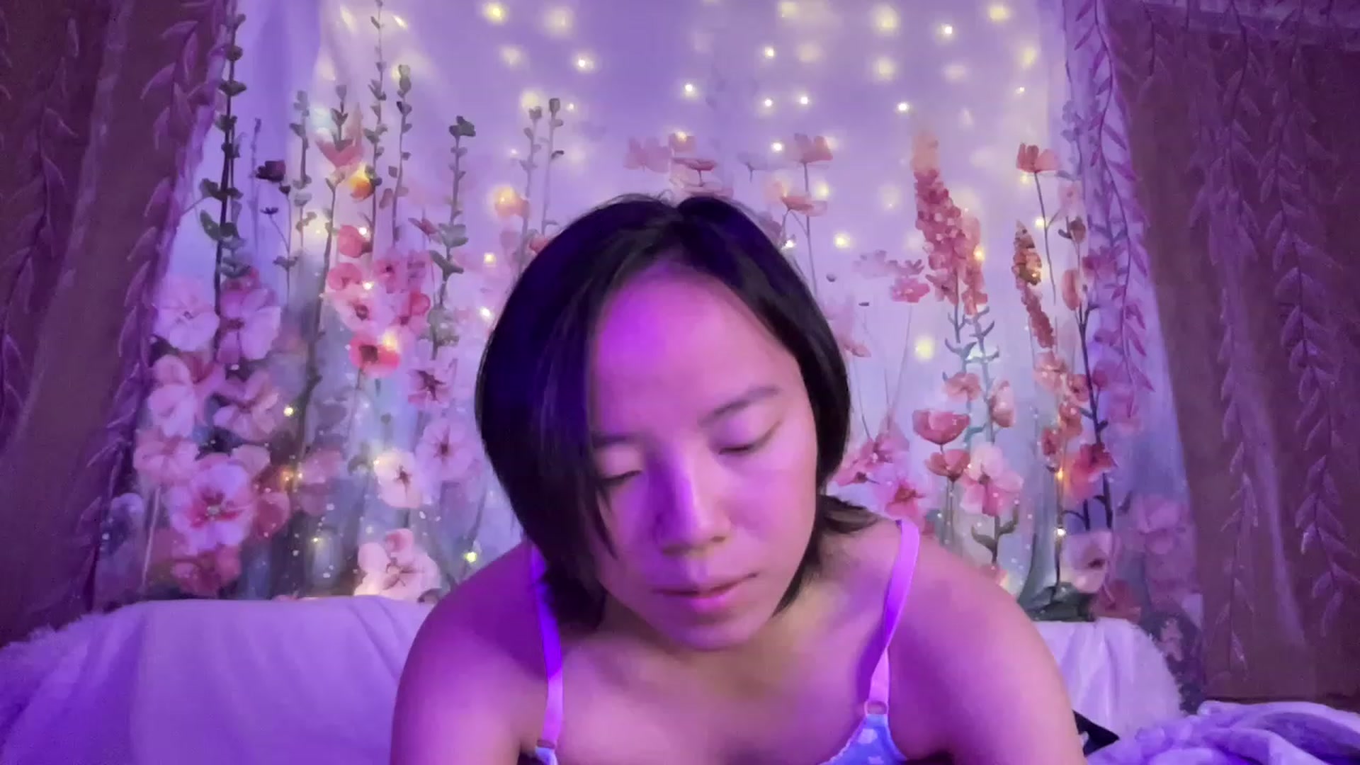 Gallery image thumbnail from Isa_Boop's myfreecams stream on, 03/14/2023, 04:58 image 15 of 20