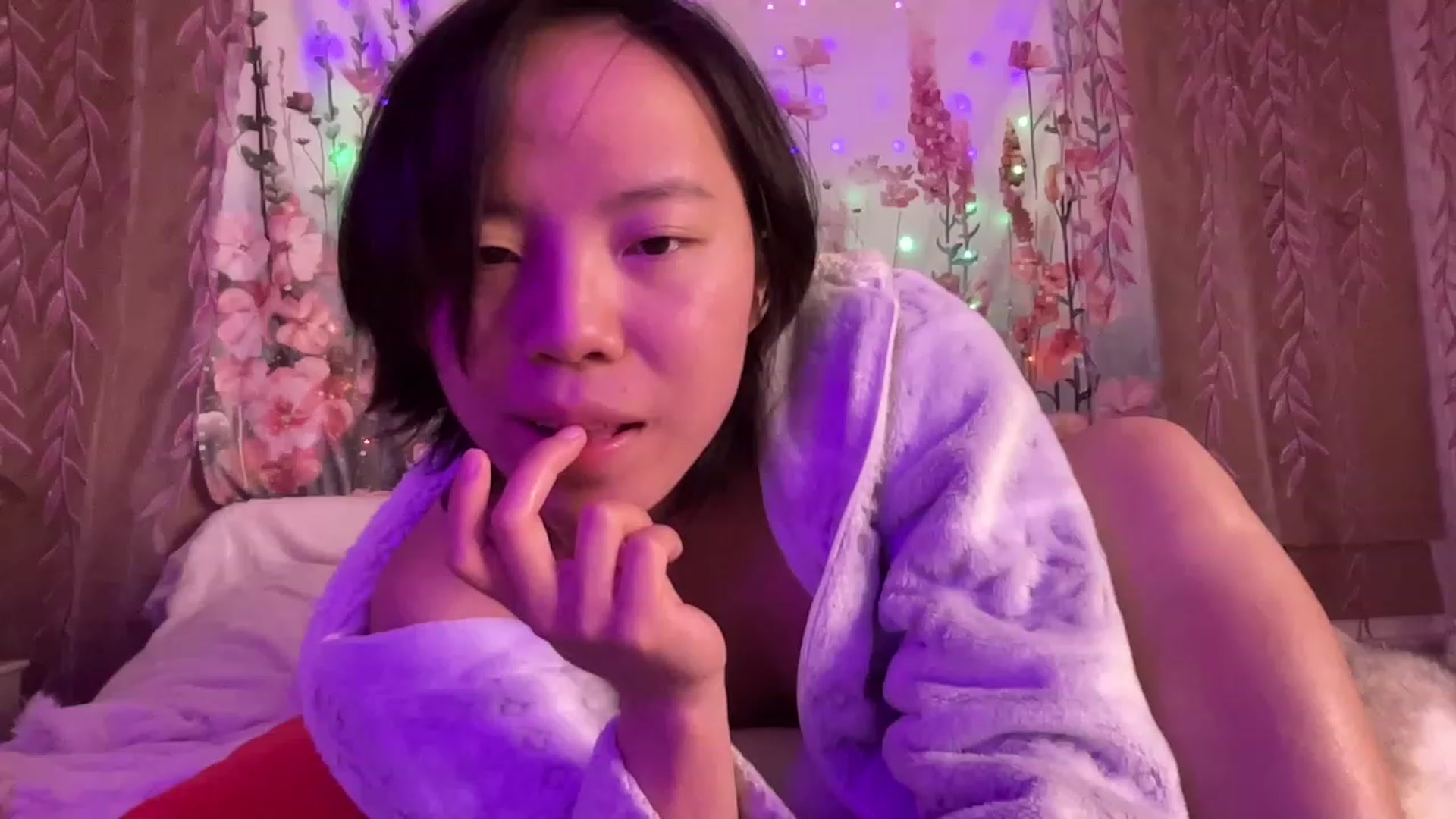 Gallery image thumbnail from Isa_Boop's myfreecams stream on, 03/15/2023, 06:21 image 17 of 20