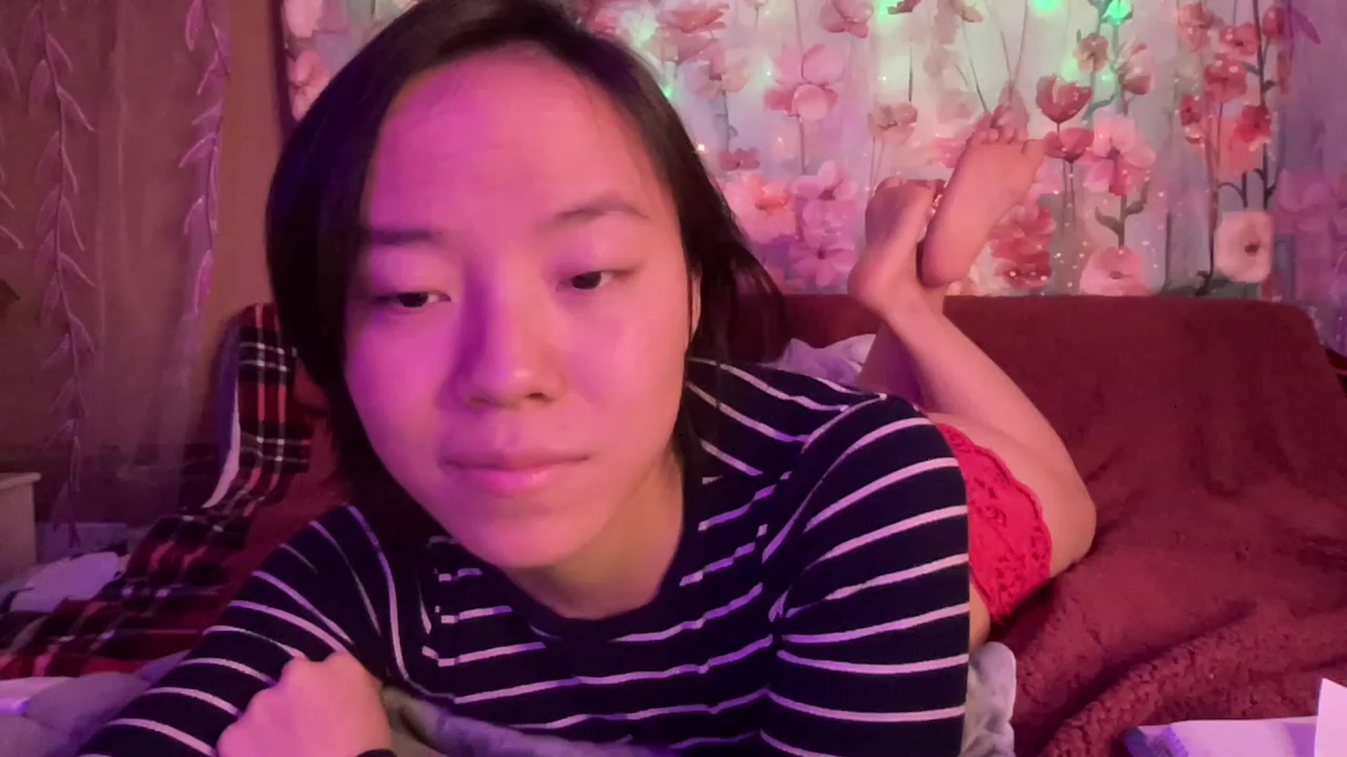 Gallery image thumbnail from Isa_Boop's myfreecams stream on, 03/20/2023, 04:44 image 14 of 20