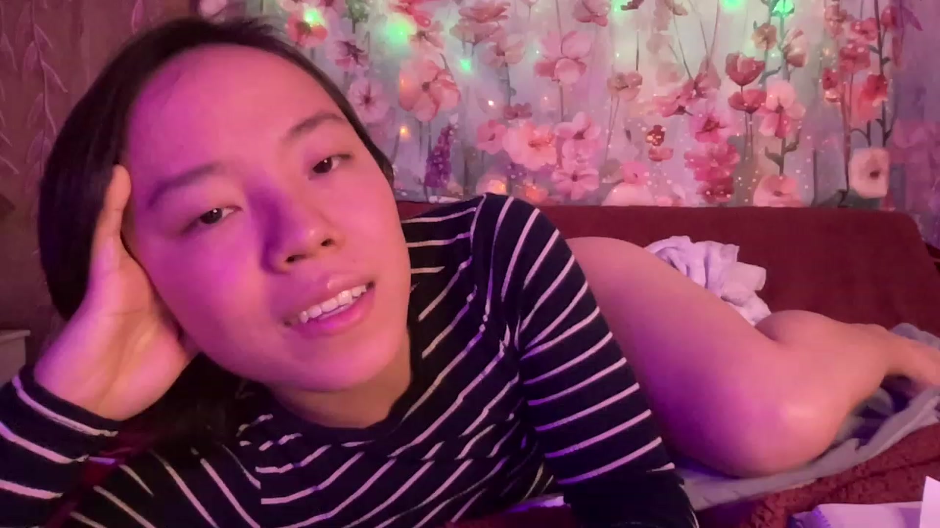 Gallery image thumbnail from Isa_Boop's myfreecams stream on, 03/20/2023, 04:44 image 13 of 20