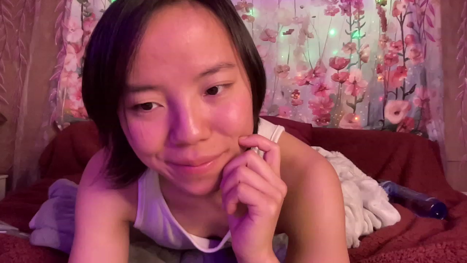 Gallery image thumbnail from Isa_Boop's myfreecams stream on, 03/21/2023, 04:42 image 18 of 20