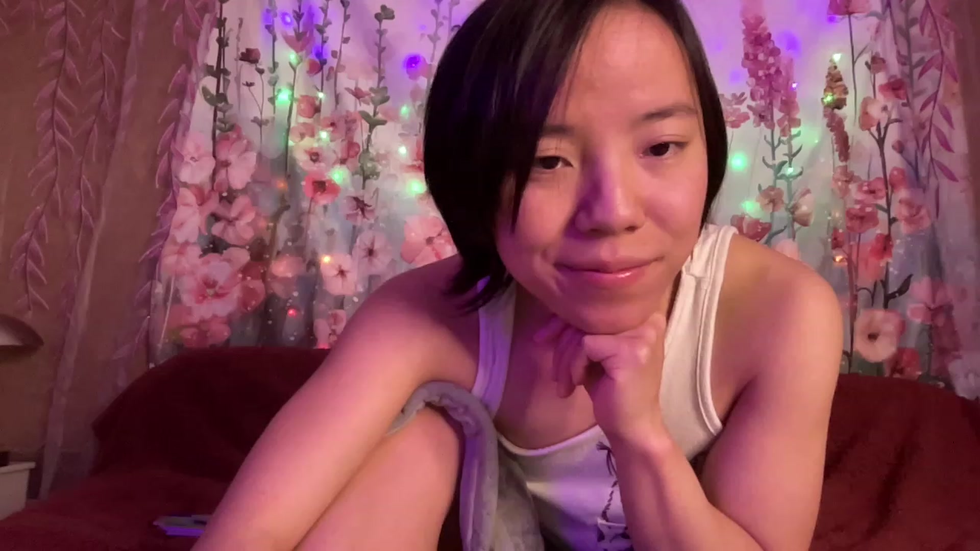 Gallery image thumbnail from Isa_Boop's myfreecams stream on, 03/21/2023, 04:42 image 11 of 20