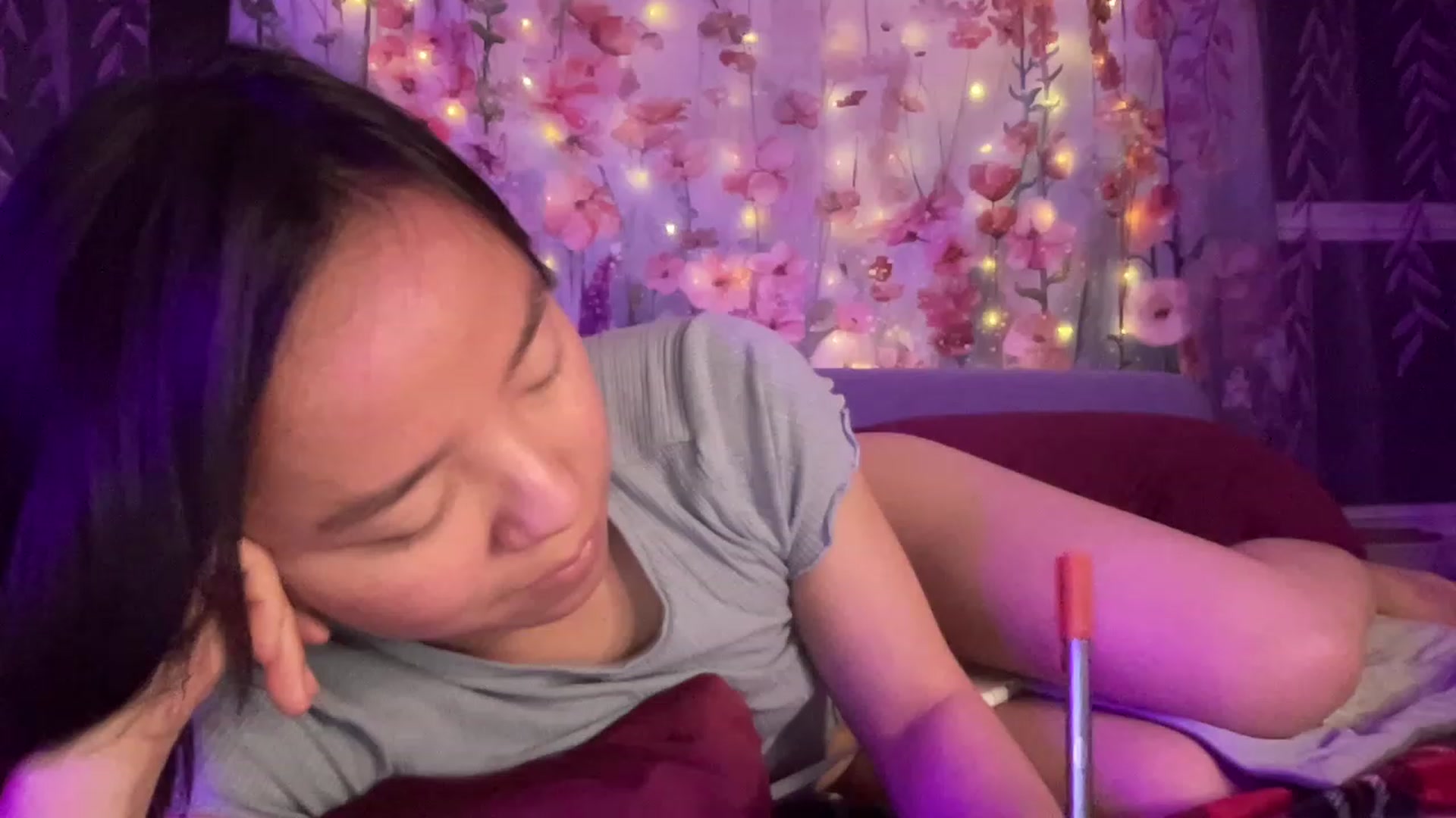 Gallery image thumbnail from Isa_Boop's myfreecams stream on, 04/12/2023, 03:57 image 16 of 20