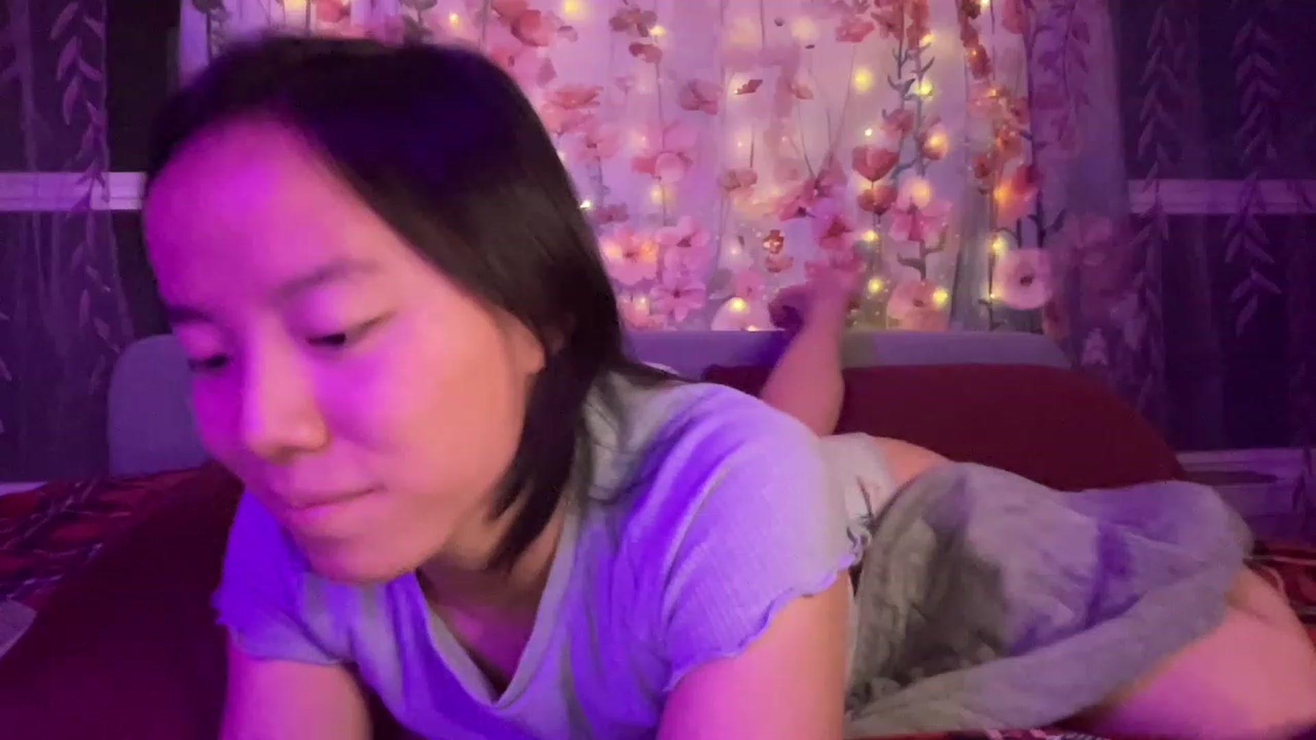 Gallery image thumbnail from Isa_Boop's myfreecams stream on, 04/12/2023, 03:57 image 8 of 20