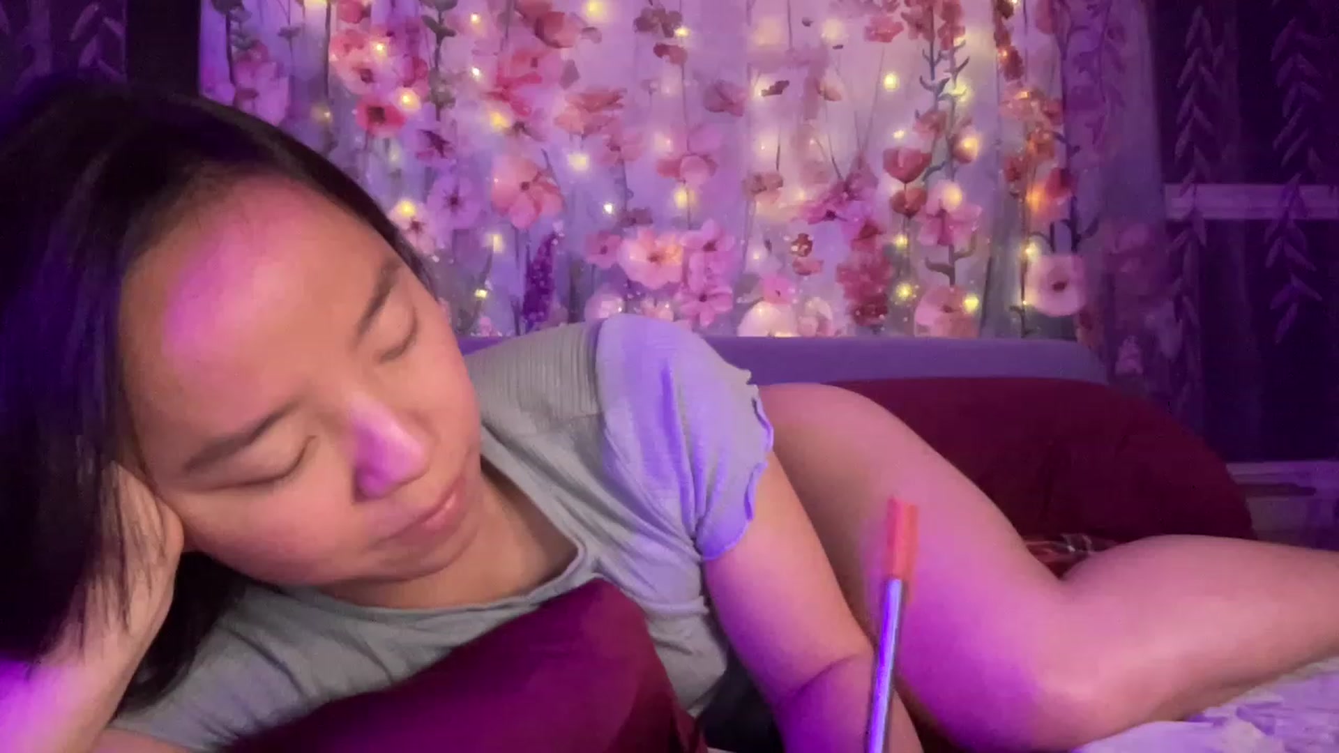 Gallery image thumbnail from Isa_Boop's myfreecams stream on, 04/12/2023, 03:57 image 14 of 20