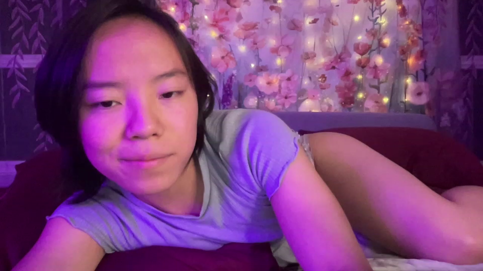 Gallery image thumbnail from Isa_Boop's myfreecams stream on, 04/12/2023, 03:57 image 17 of 20