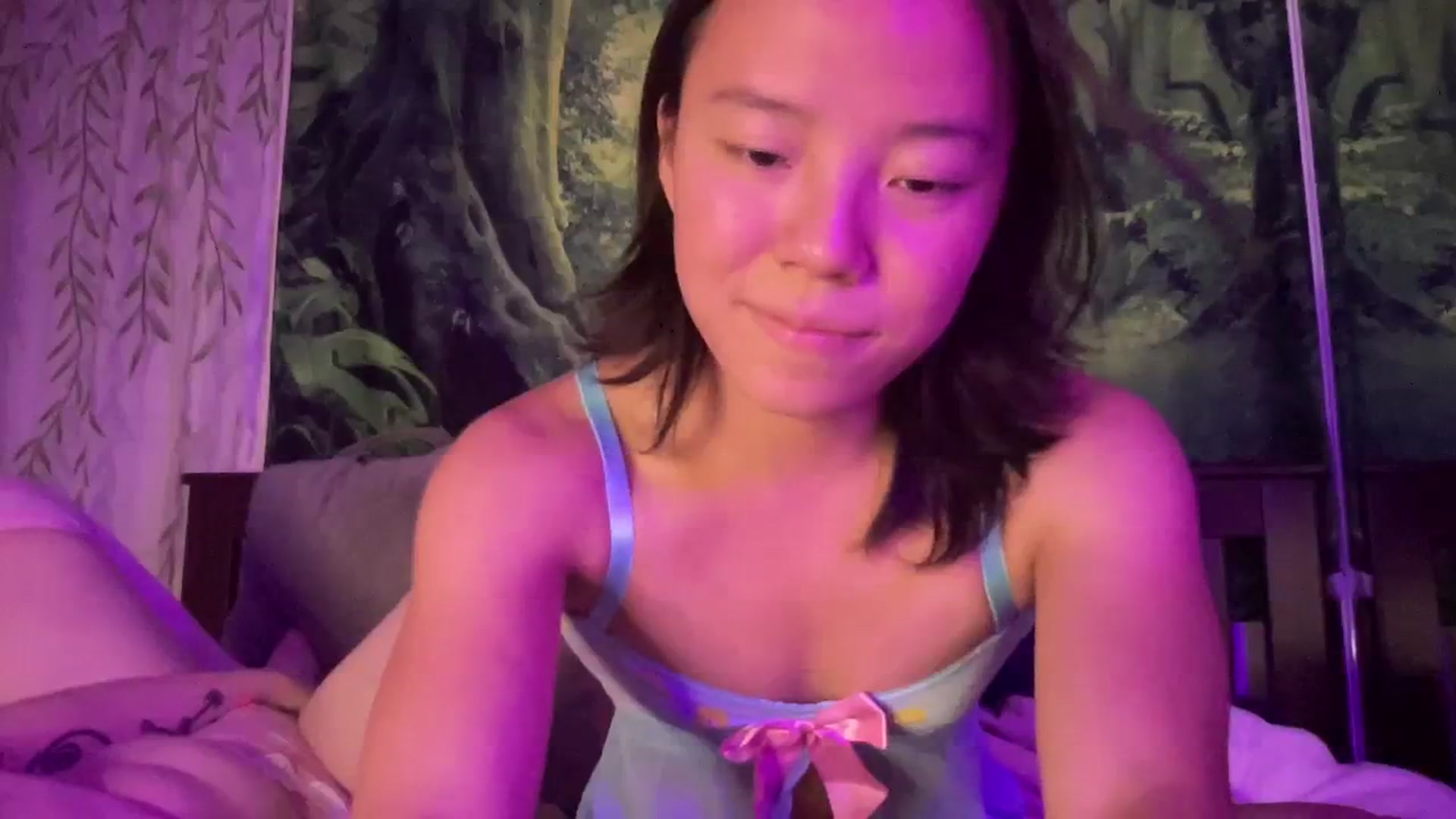 Gallery image thumbnail from Isa_Boop's myfreecams stream on, 07/26/2023, 24:52 image 18 of 20