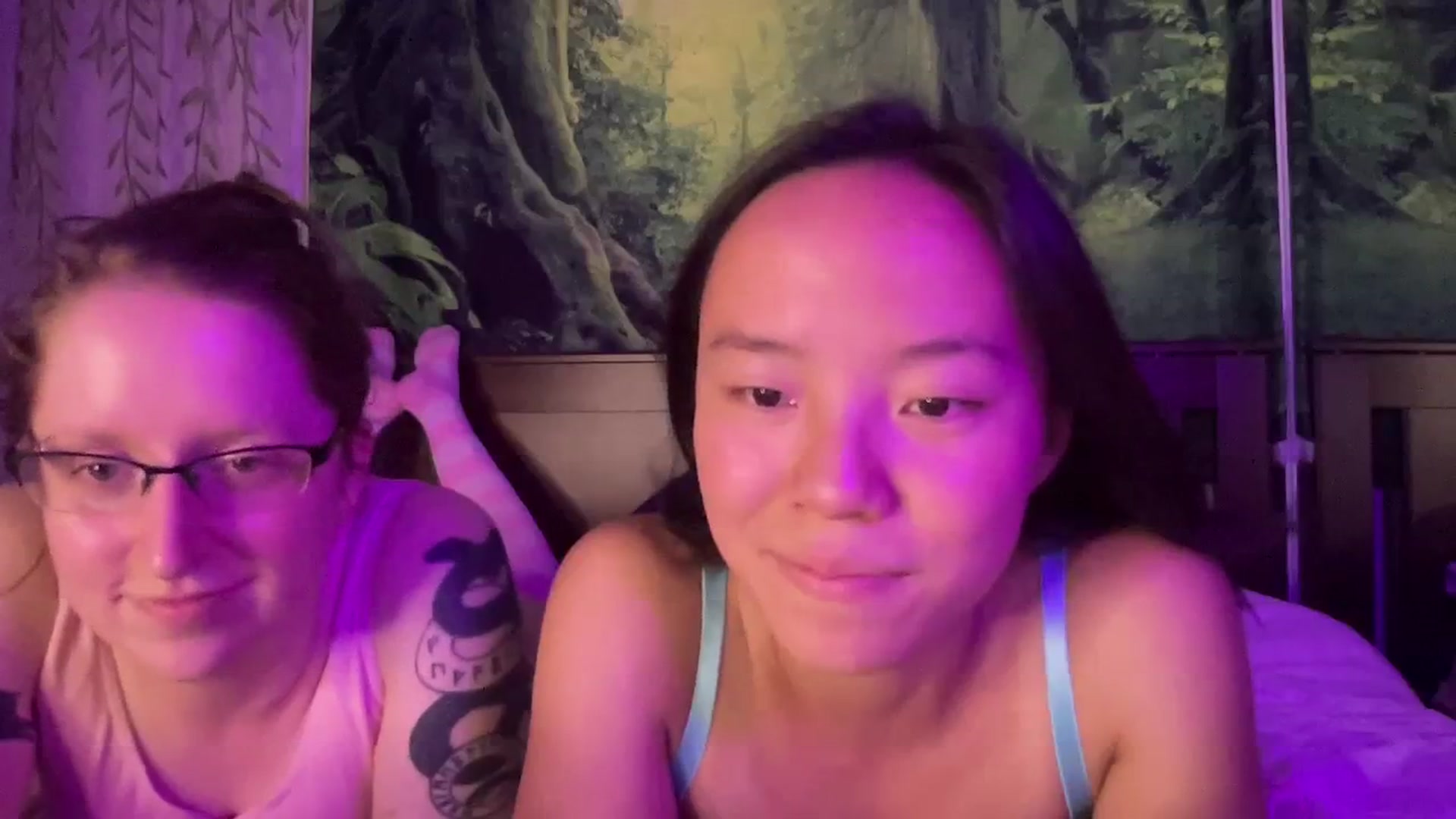Gallery image thumbnail from Isa_Boop's myfreecams stream on, 07/26/2023, 24:52 image 10 of 20
