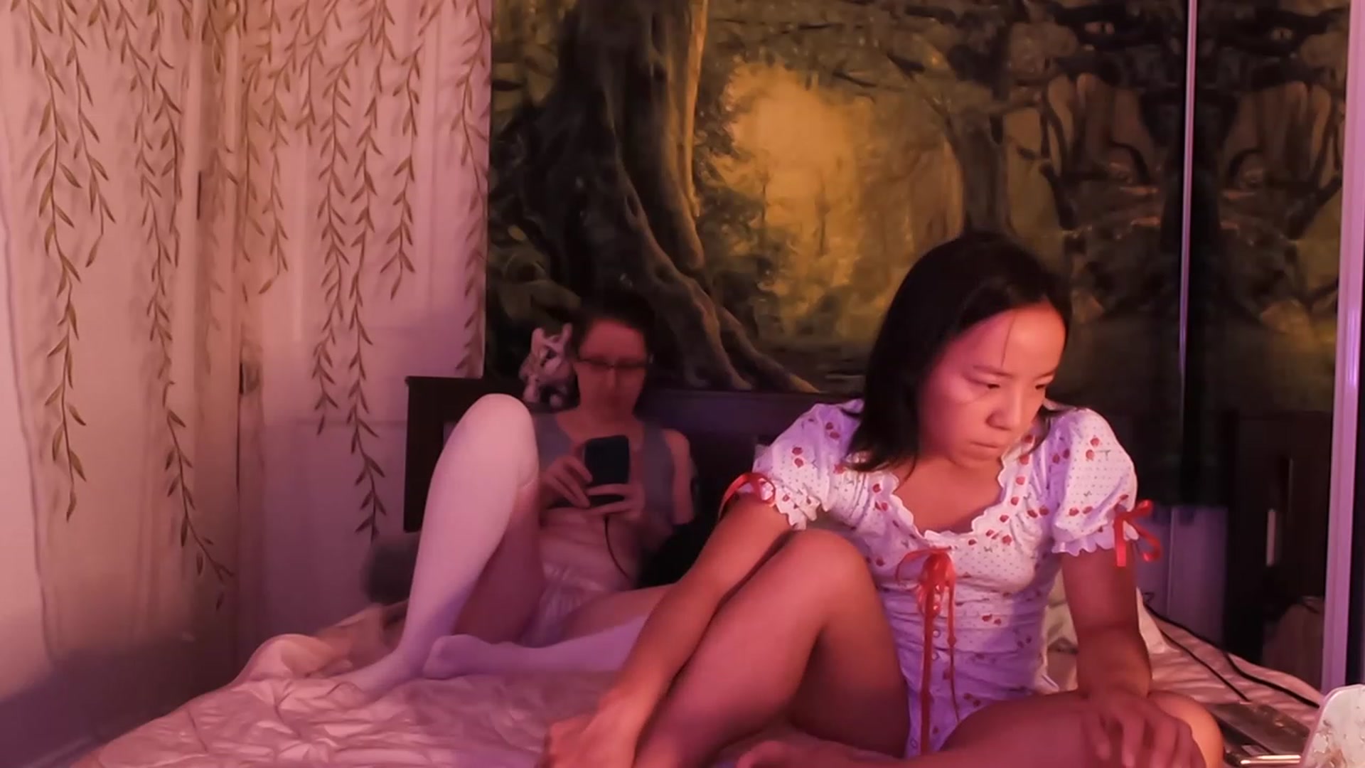 Gallery image thumbnail from Isa_Boop's myfreecams stream on, 08/11/2023, 19:37 image 10 of 20