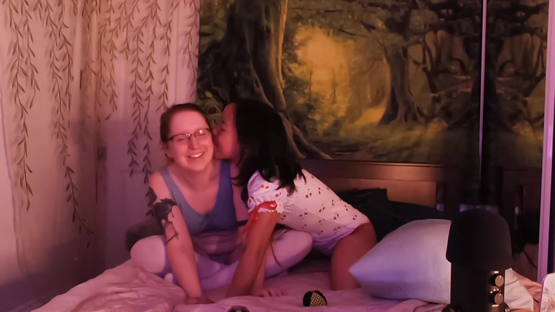 Gallery image thumbnail from Isa_Boop's myfreecams stream on, 08/11/2023, 20:28 image 10 of 20