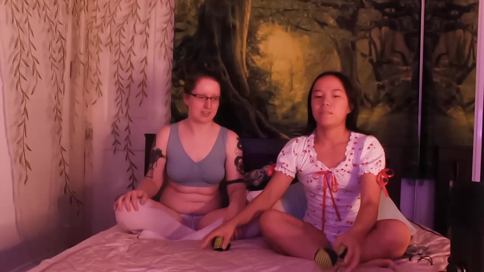 Gallery image thumbnail from Isa_Boop's myfreecams stream on, 08/11/2023, 20:28 image 6 of 20