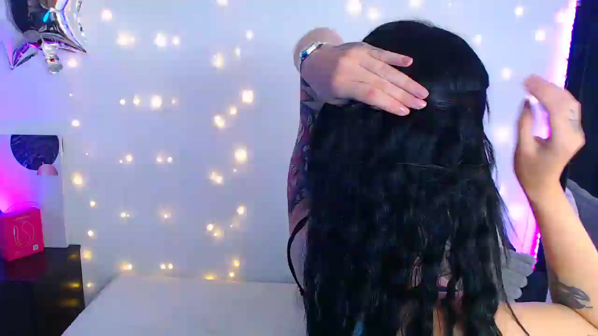 Gallery image thumbnail from Isa_Maiden's myfreecams stream on, 04/28/2026, 17:38 image 1 of 20