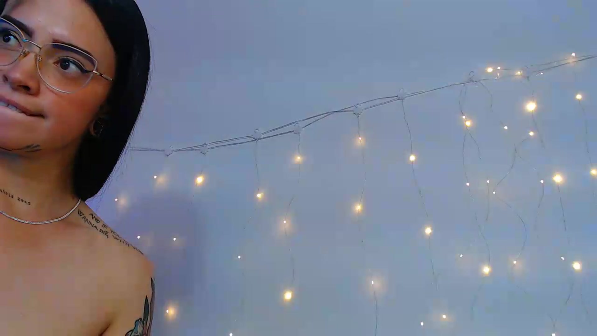 Gallery image thumbnail from Isa_Maiden's myfreecams stream on, 05/05/2026, 17:47 image 4 of 20