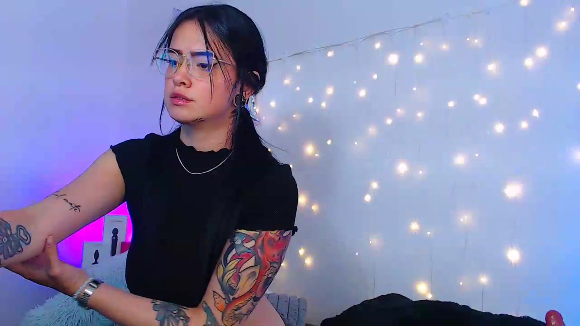 Gallery image thumbnail from Isa_Maiden's myfreecams stream on, 05/11/2026, 18:42 image 2 of 20