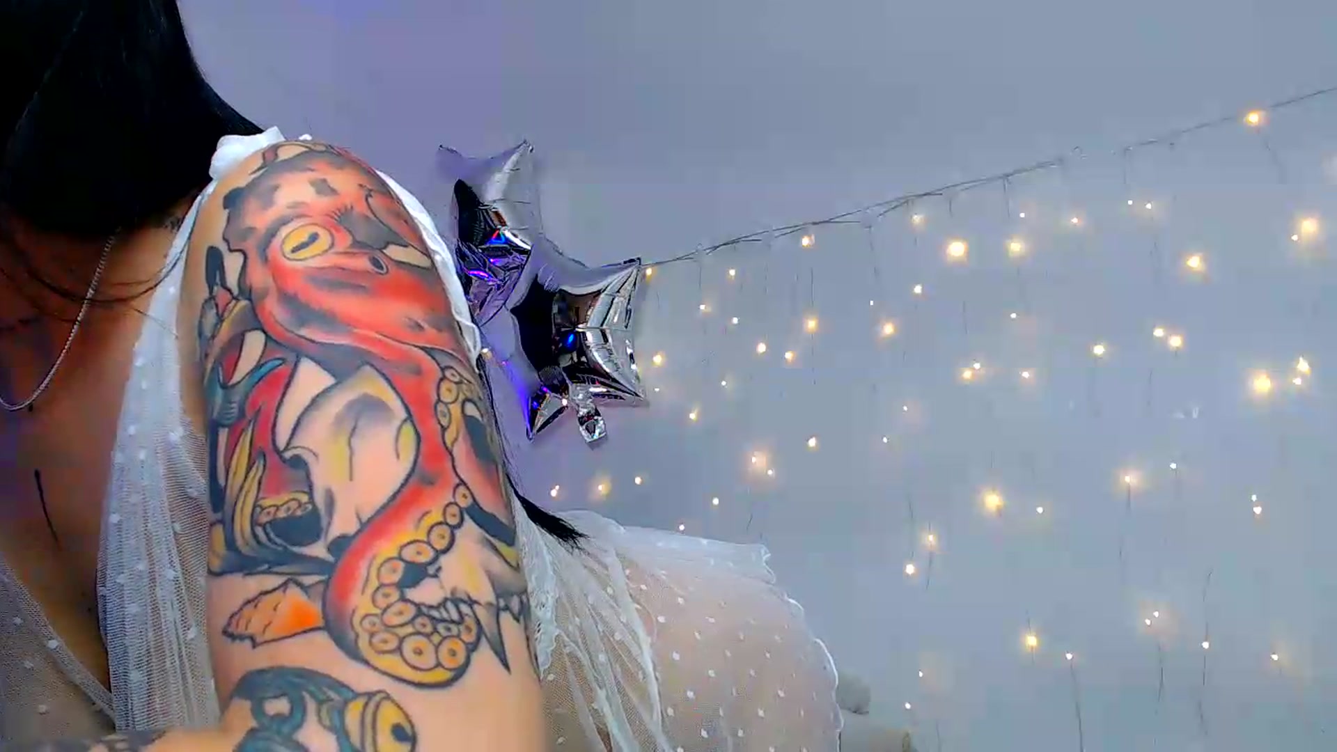 Gallery image thumbnail from Isa_Maiden's myfreecams stream on, 05/25/2026, 19:39 image 12 of 20