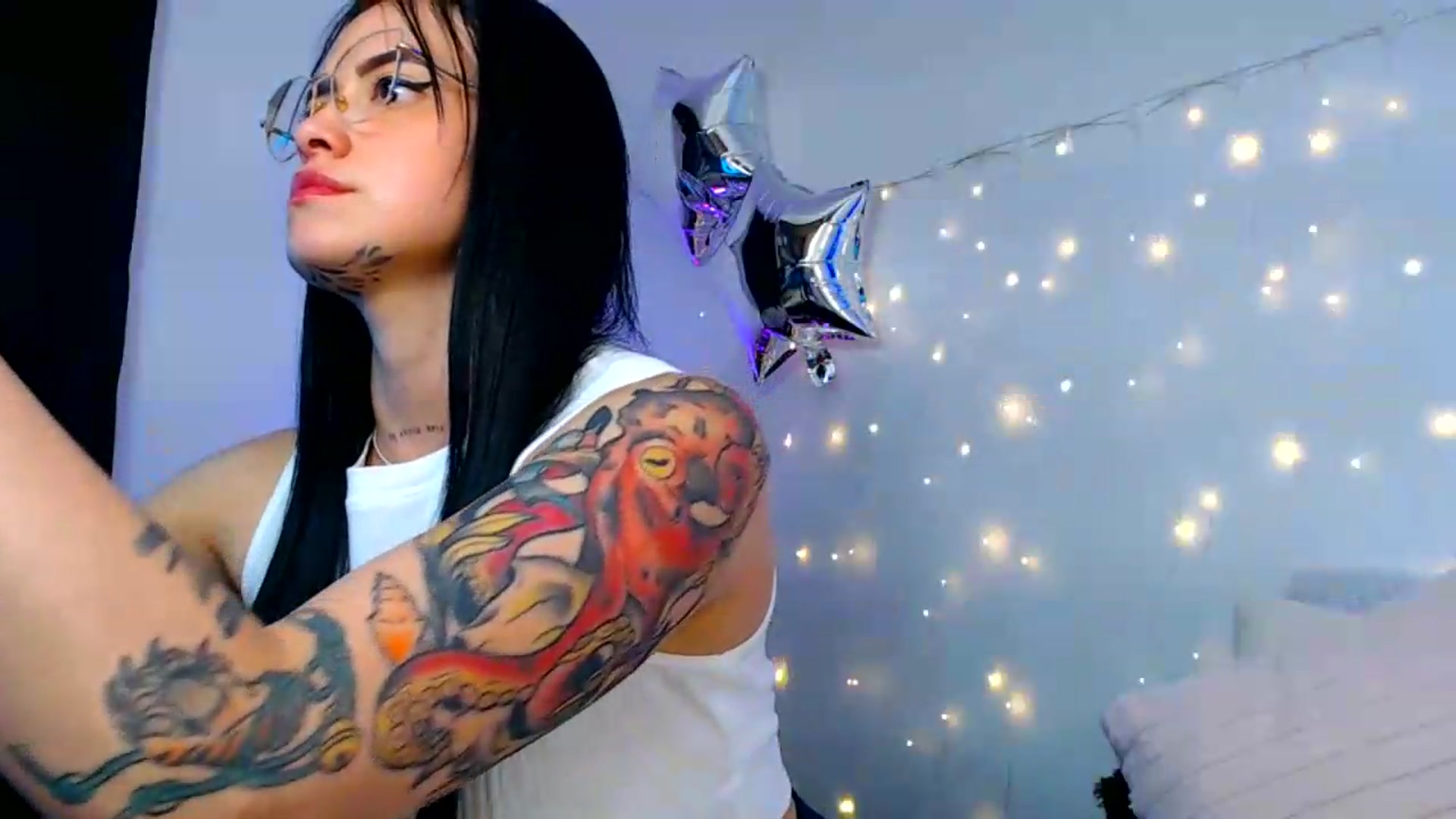 Gallery image thumbnail from Isa_Maiden's myfreecams stream on, 05/29/2026, 20:33 image 8 of 20