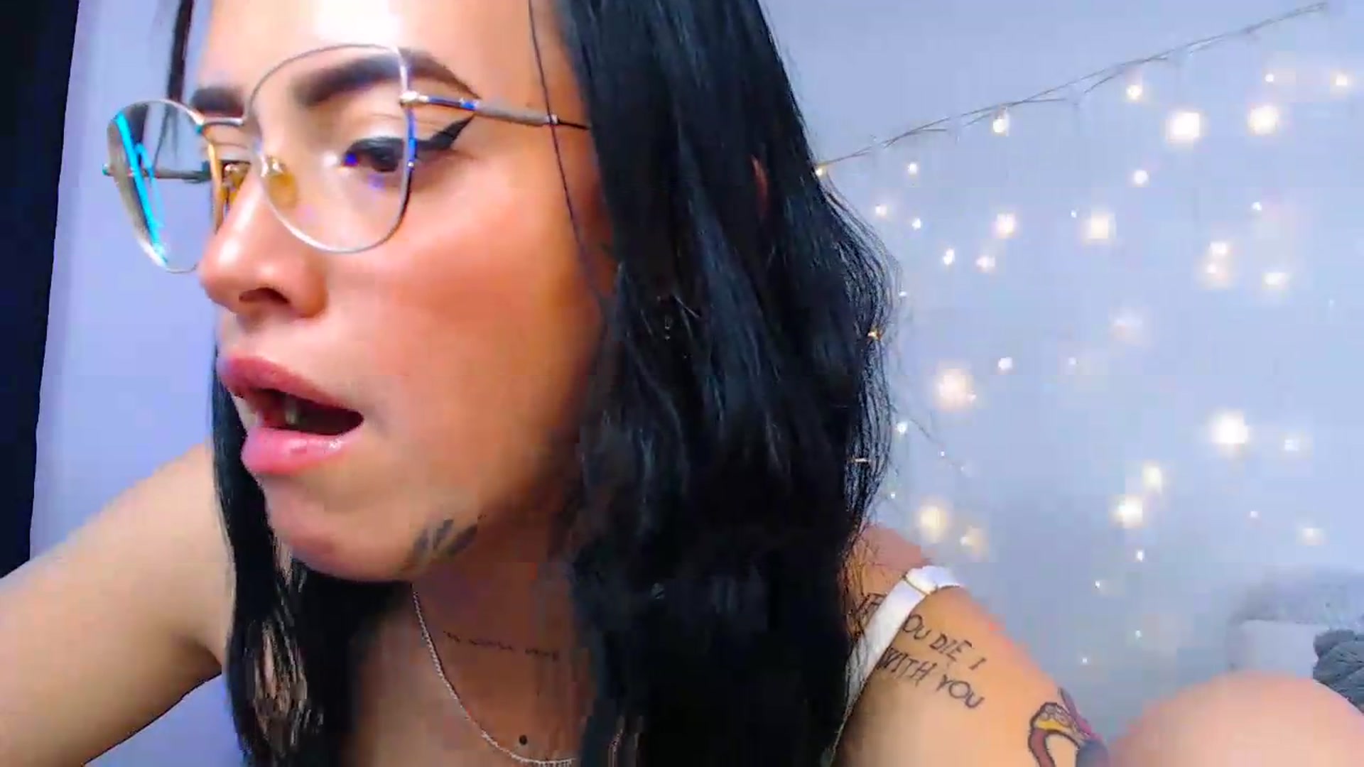 Gallery image thumbnail from Isa_Maiden's myfreecams stream on, 06/04/2026, 18:23 image 11 of 20