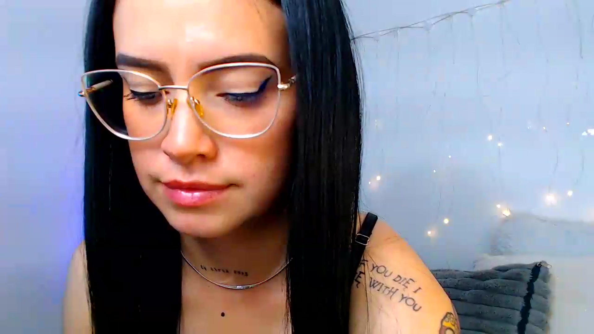 Gallery image thumbnail from Isa_Maiden's myfreecams stream on, 06/10/2026, 18:18 image 6 of 20