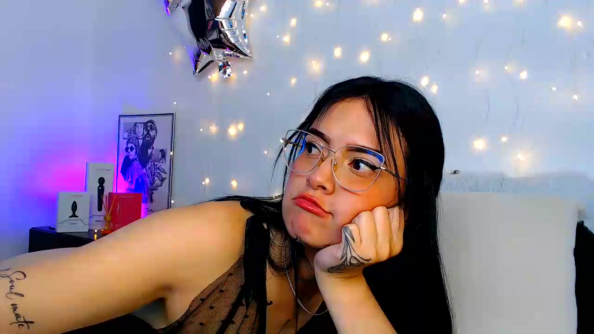 Gallery image thumbnail from Isa_Maiden's myfreecams stream on, 06/19/2026, 18:18 image 7 of 20