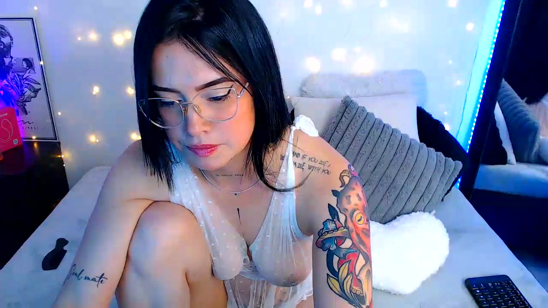 Gallery image thumbnail from Isa_Maiden's myfreecams stream on, 06/20/2026, 18:30 image 5 of 20