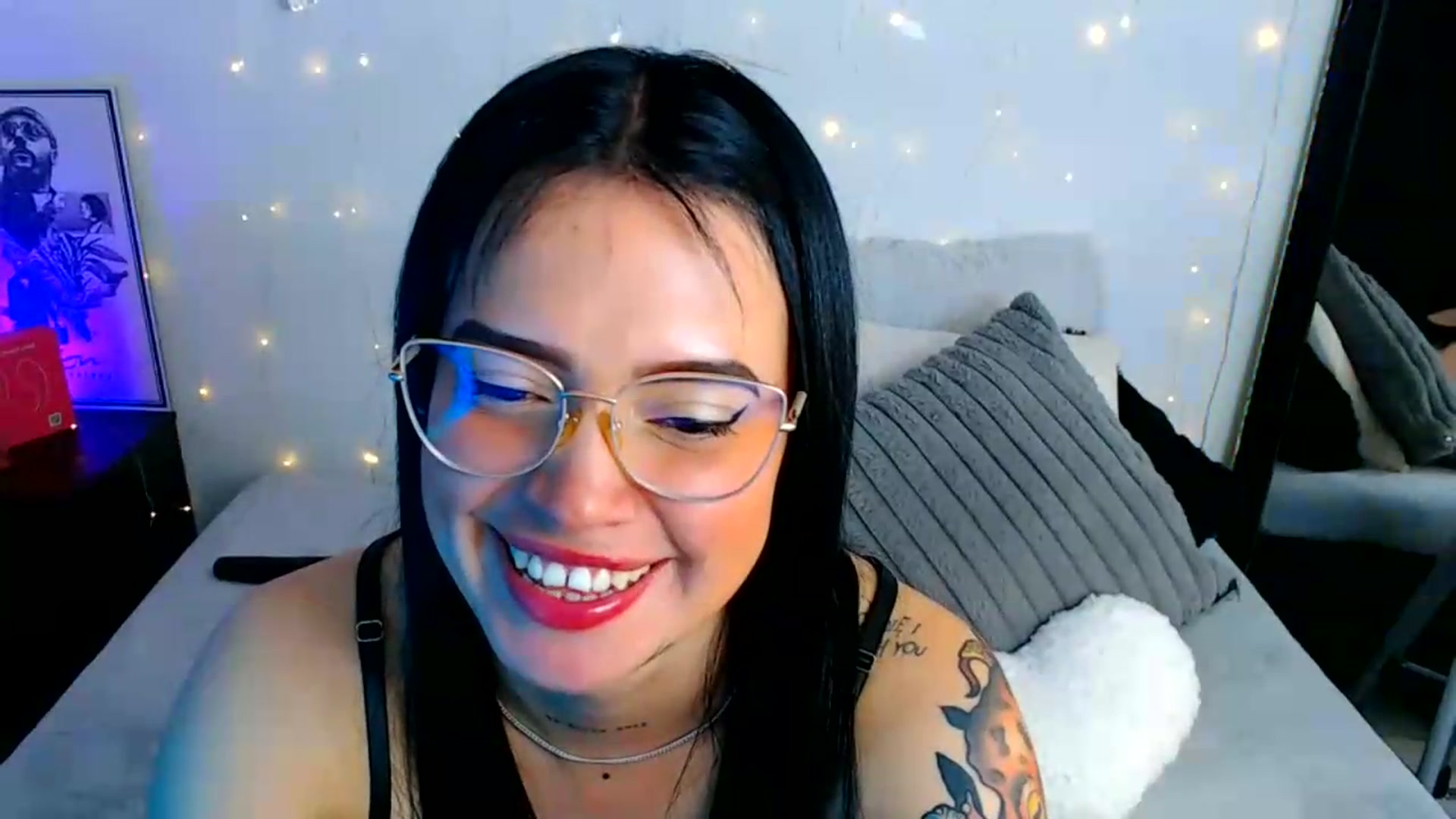 Gallery image thumbnail from Isa_Maiden's myfreecams stream on, 06/23/2026, 17:32 image 9 of 20