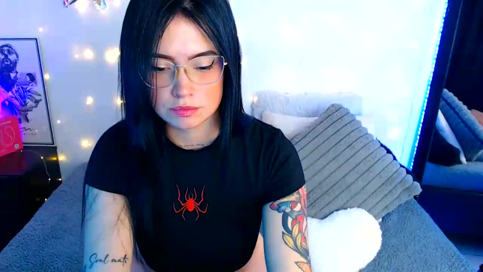 Gallery image thumbnail from Isa_Maiden's myfreecams stream on, 06/27/2026, 17:36 image 13 of 20