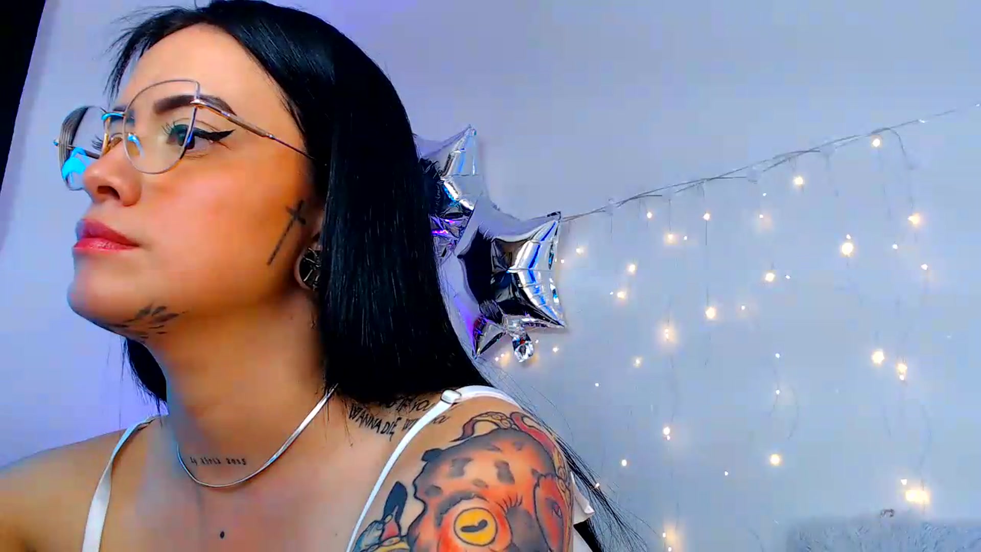 Gallery image thumbnail from Isa_Maiden's myfreecams stream on, 06/30/2026, 19:14 image 16 of 20