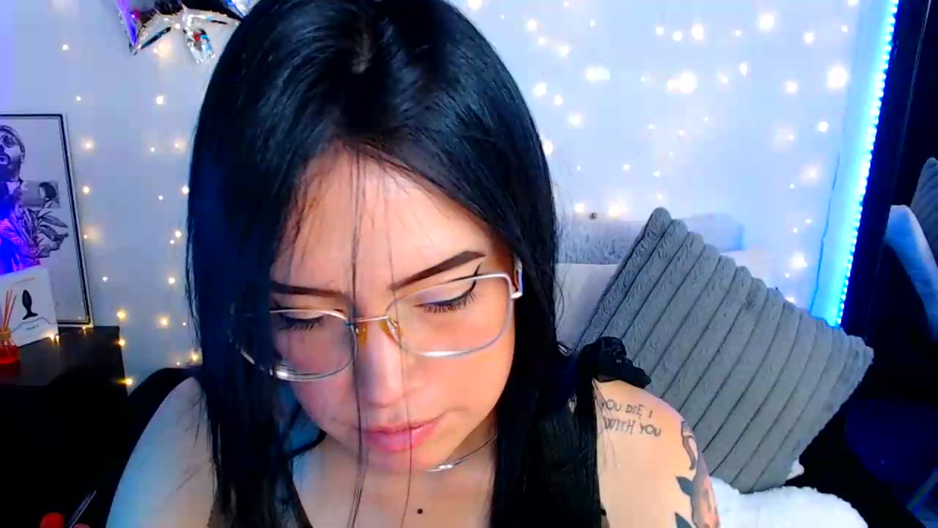 Gallery image thumbnail from Isa_Maiden's myfreecams stream on, 07/03/2026, 19:35 image 2 of 20