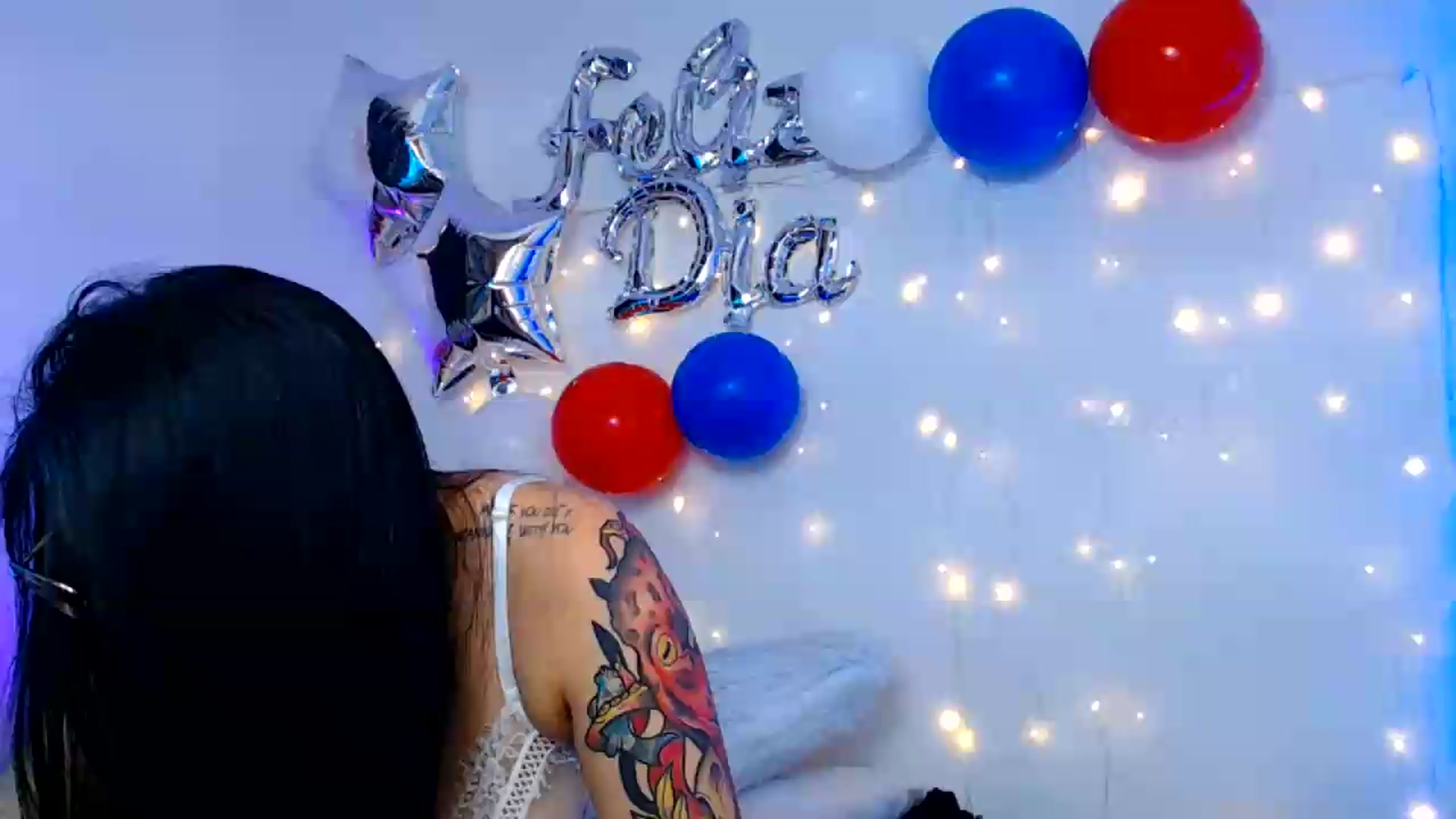 Gallery image thumbnail from Isa_Maiden's myfreecams stream on, 07/04/2026, 18:31 image 1 of 20