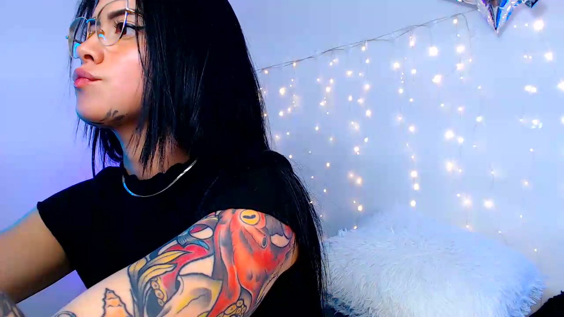 Gallery image thumbnail from Isa_Maiden's myfreecams stream on, 07/08/2026, 20:28 image 15 of 20
