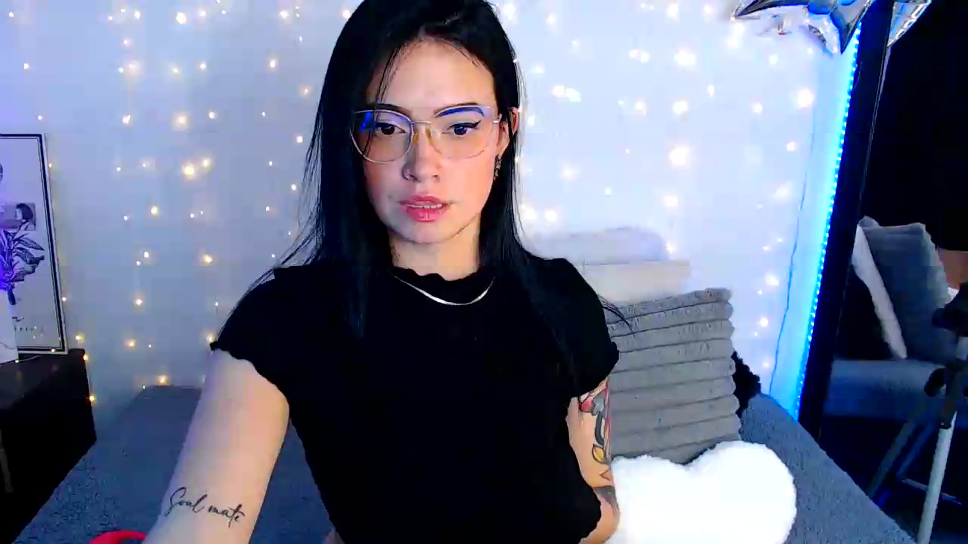 Gallery image thumbnail from Isa_Maiden's myfreecams stream on, 07/08/2026, 20:28 image 1 of 20