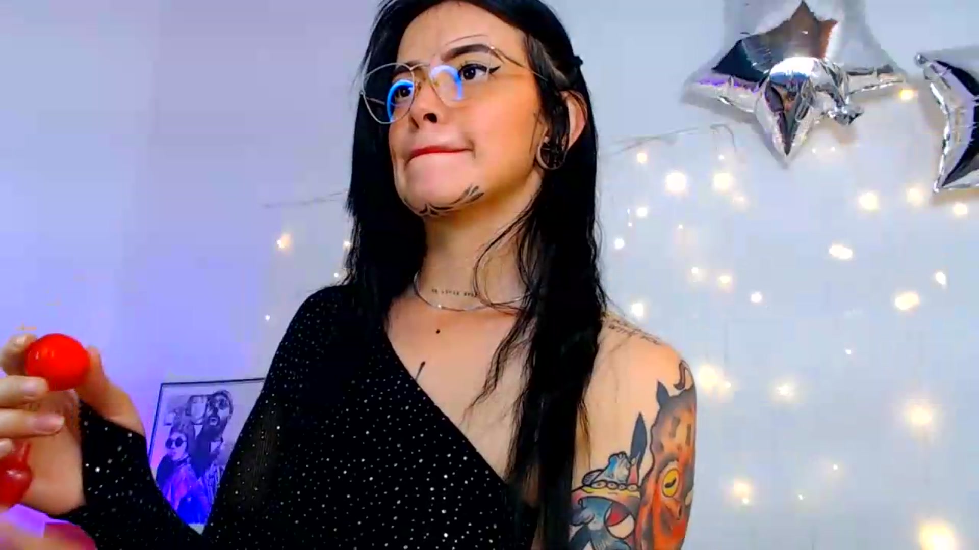 Gallery image thumbnail from Isa_Maiden's myfreecams stream on, 07/09/2026, 19:19 image 4 of 20