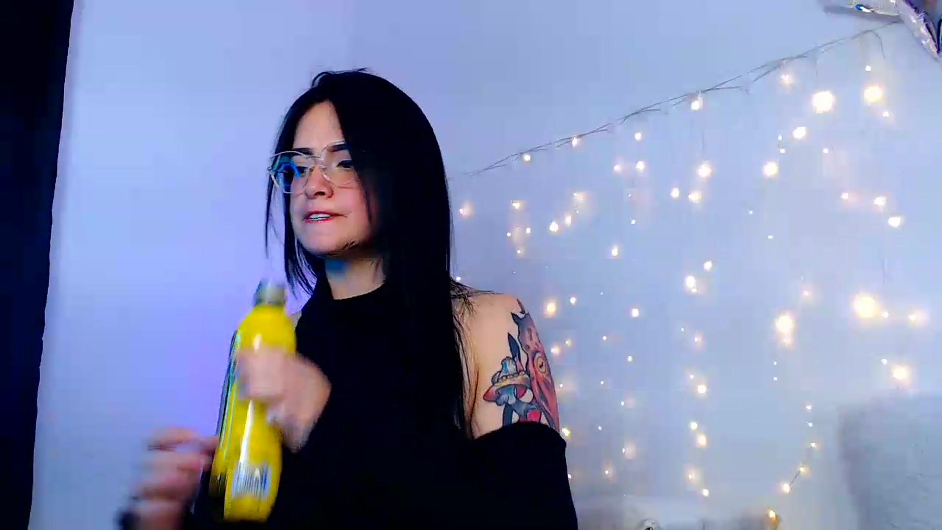 Gallery image thumbnail from Isa_Maiden's myfreecams stream on, 07/11/2026, 21:24 image 3 of 20