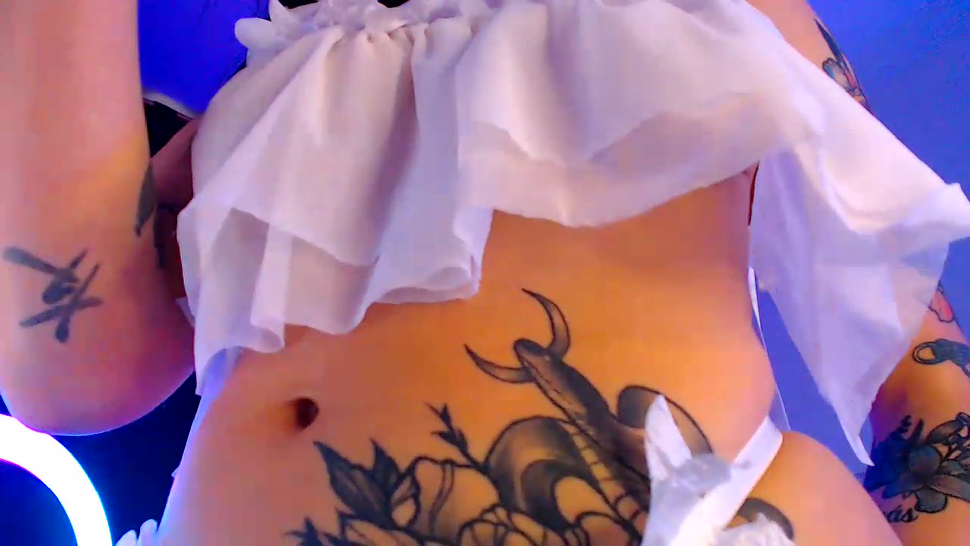 Gallery image thumbnail from Isa_Maiden's myfreecams stream on, 07/23/2026, 19:42 image 5 of 20