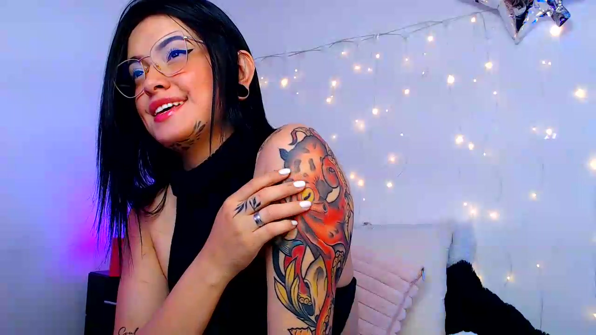 Gallery image thumbnail from Isa_Maiden's myfreecams stream on, 07/27/2026, 17:19 image 7 of 20