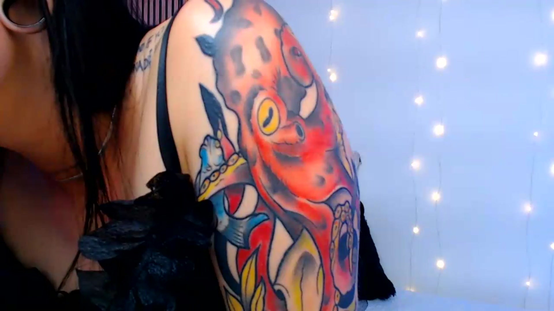 Gallery image thumbnail from Isa_Maiden's myfreecams stream on, 08/12/2026, 18:22 image 17 of 20