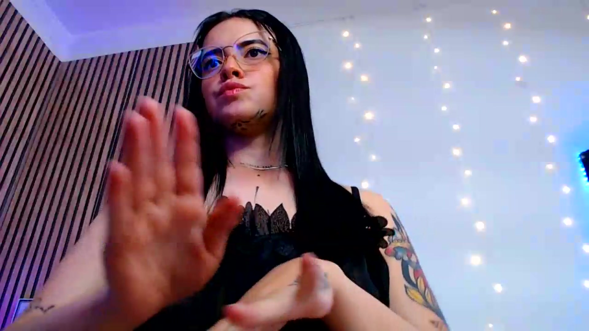 Gallery image thumbnail from Isa_Maiden's myfreecams stream on, 08/12/2026, 18:22 image 3 of 20